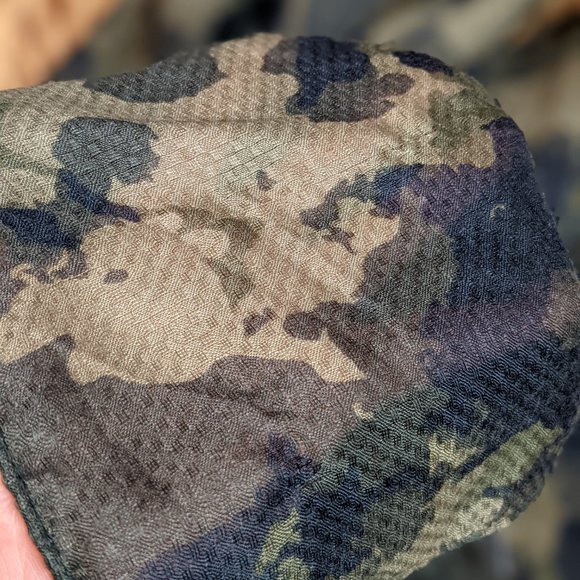 [2/$30] NWT - ONLY Camouflage Scarf - Picture 4 of 5